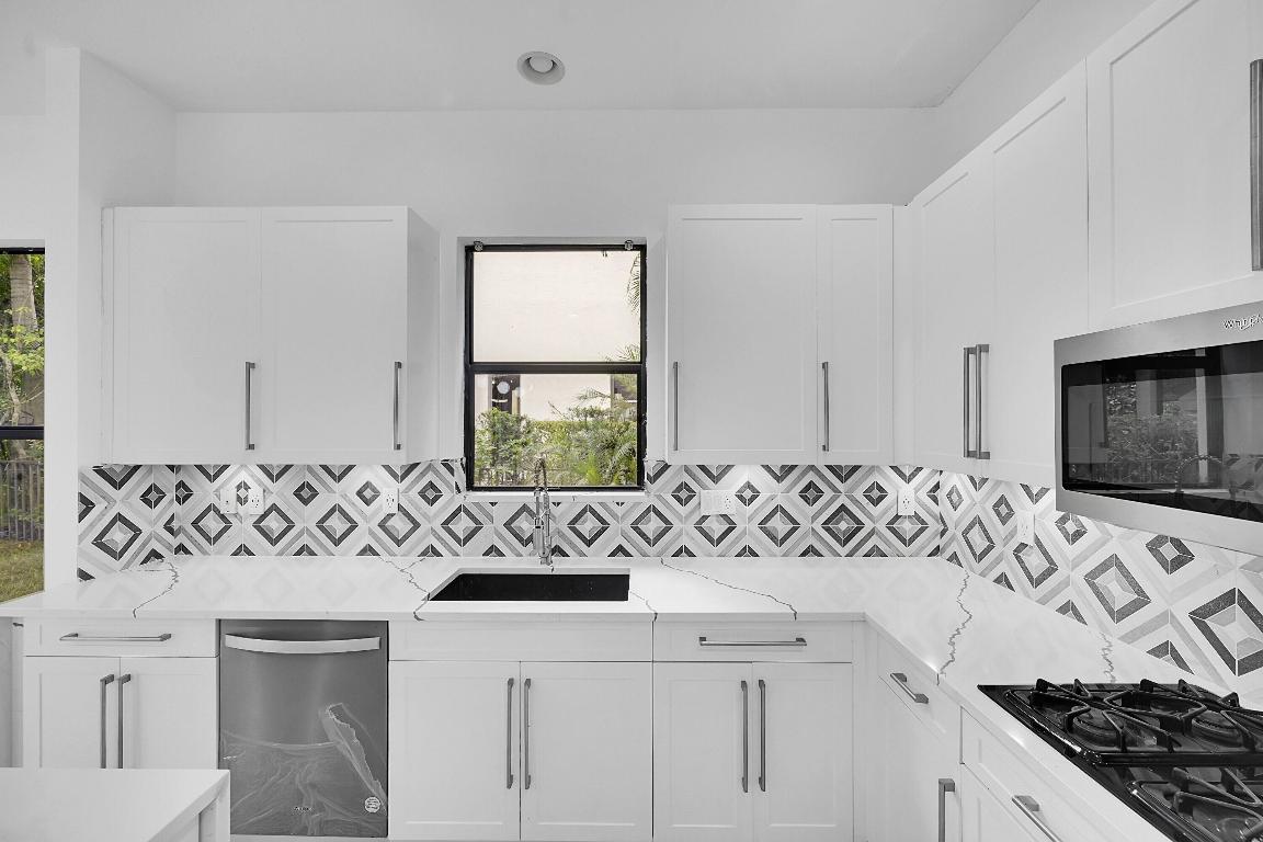 VERSAILLES - Residential