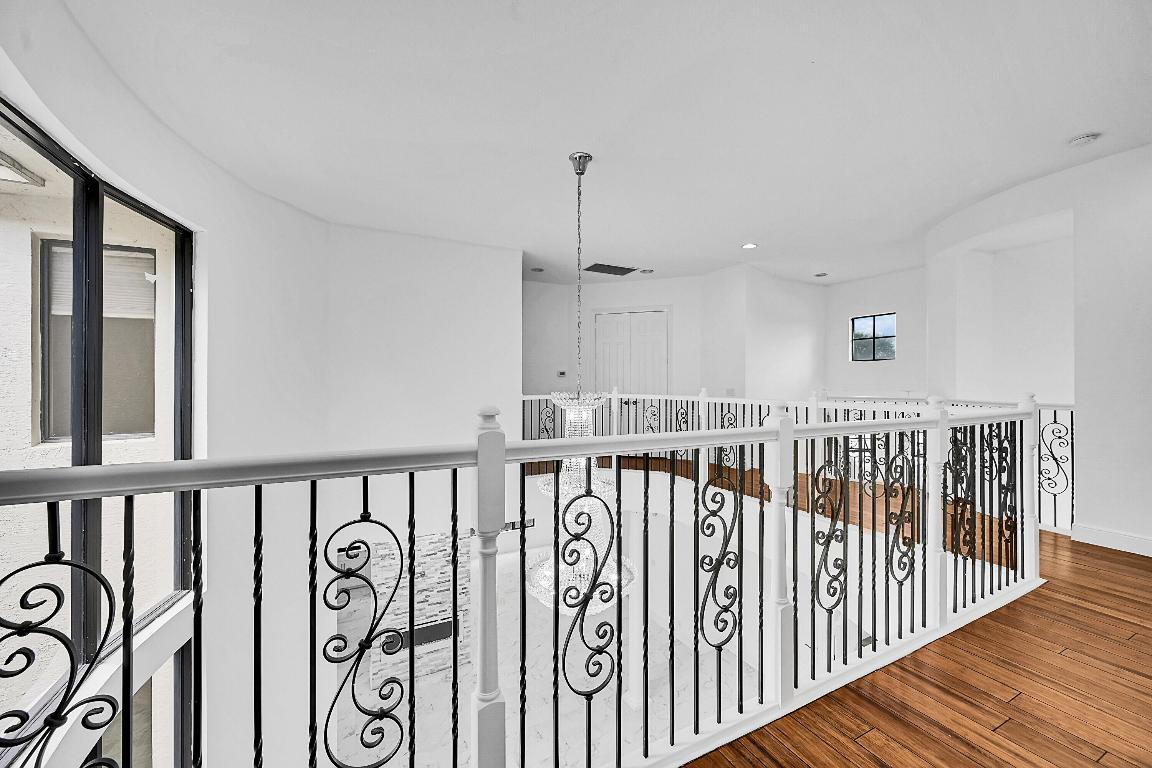 VERSAILLES - Residential