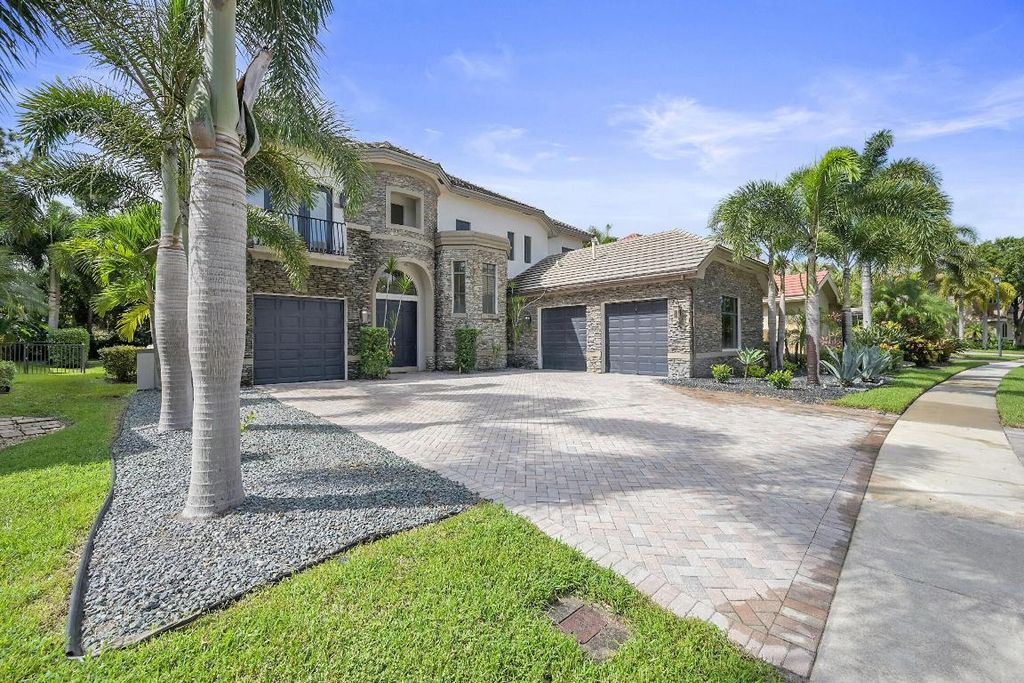 Photo of 10404 Trianon Place, Wellington, FL 33449 (MLS # R11126944)
