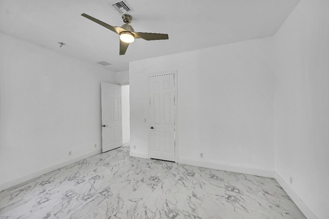 VERSAILLES - Residential