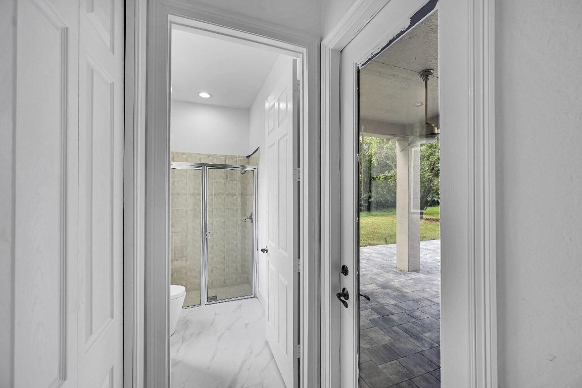 VERSAILLES - Residential