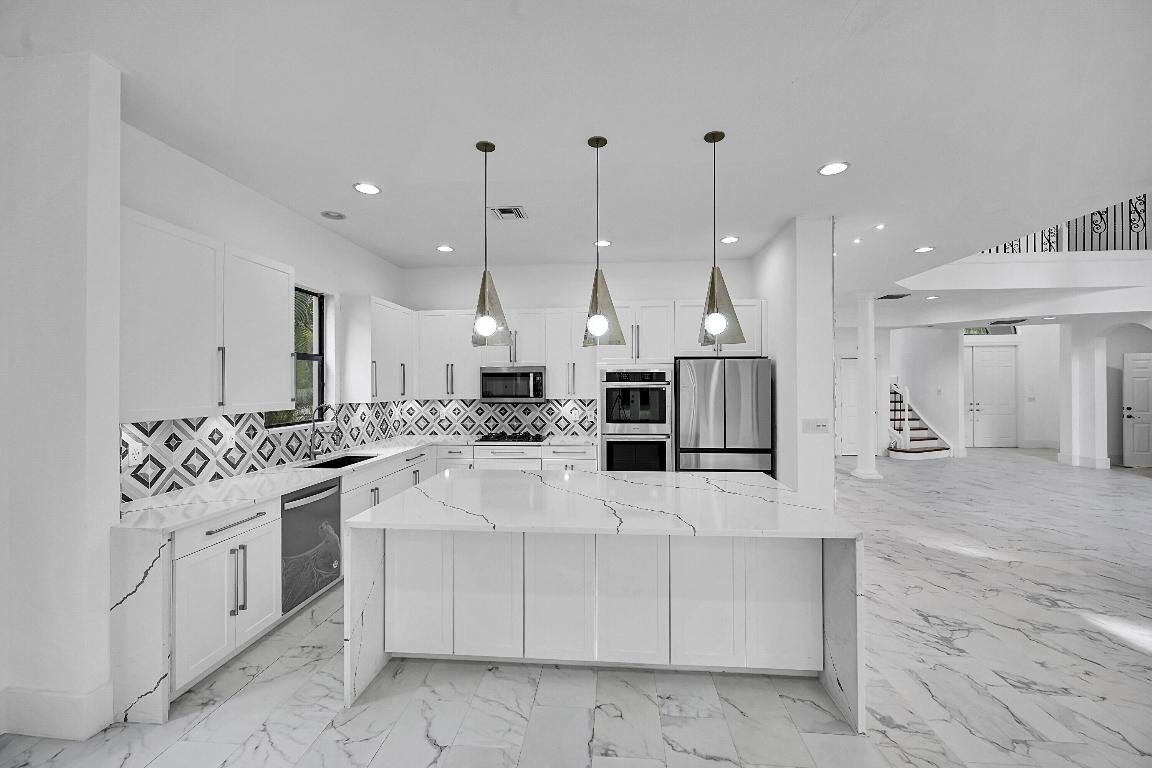 VERSAILLES - Residential