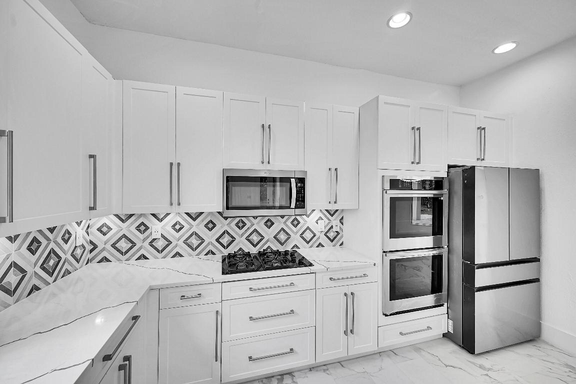 VERSAILLES - Residential