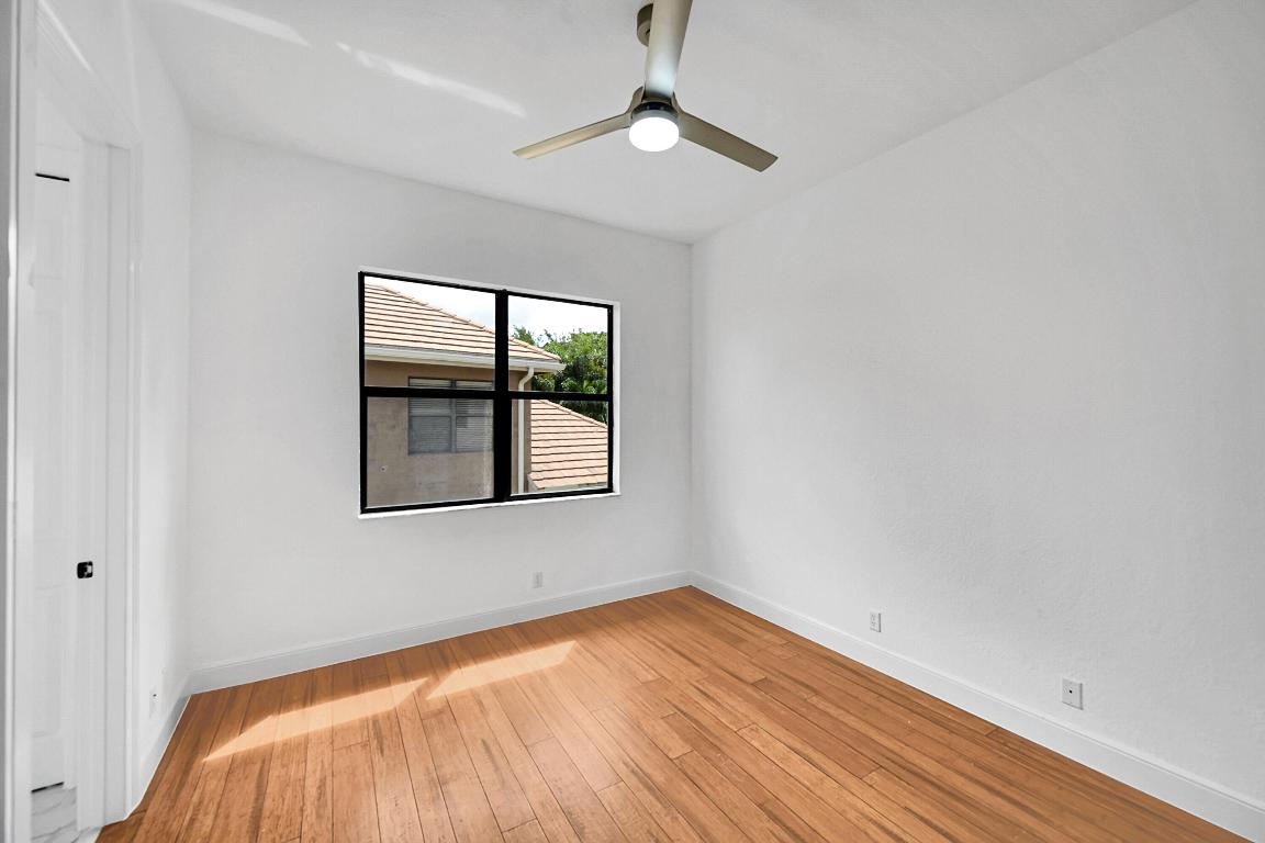 VERSAILLES - Residential