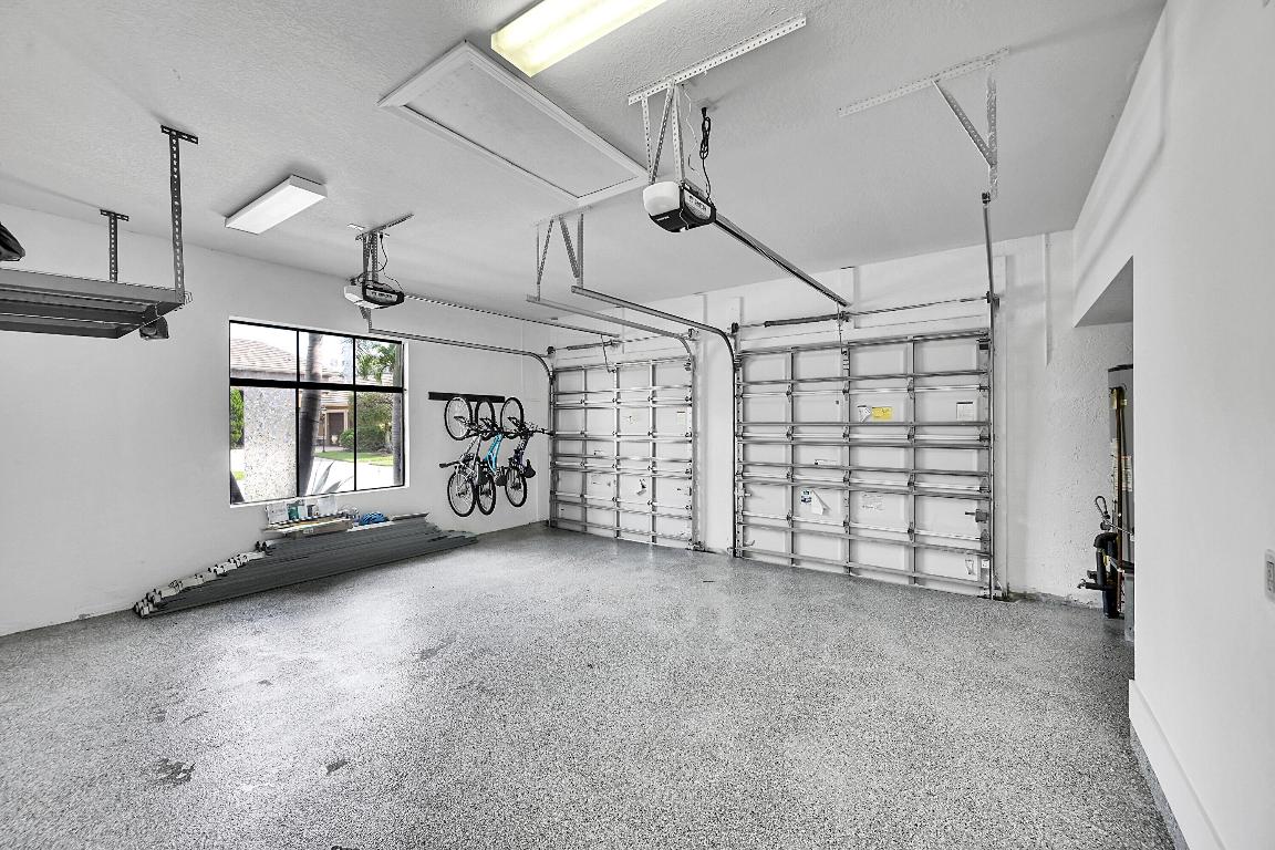 VERSAILLES - Residential