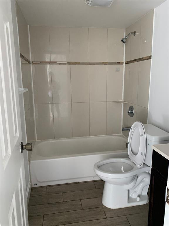 Courts at Oakland Park - Residential