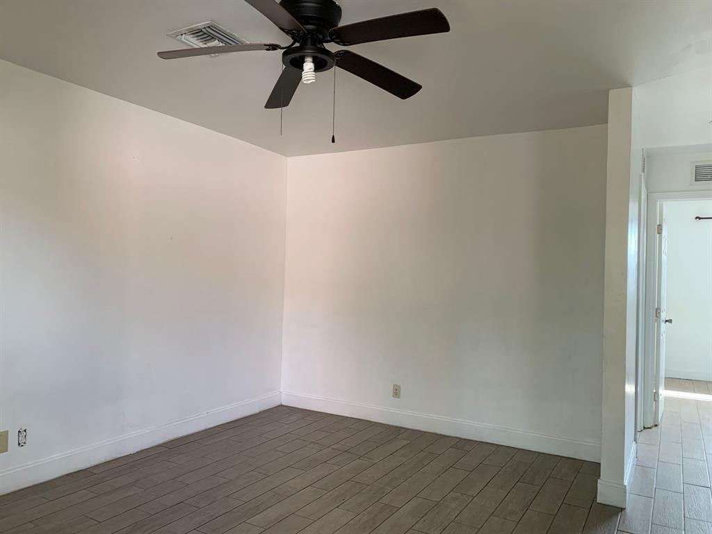 Courts at Oakland Park - Residential