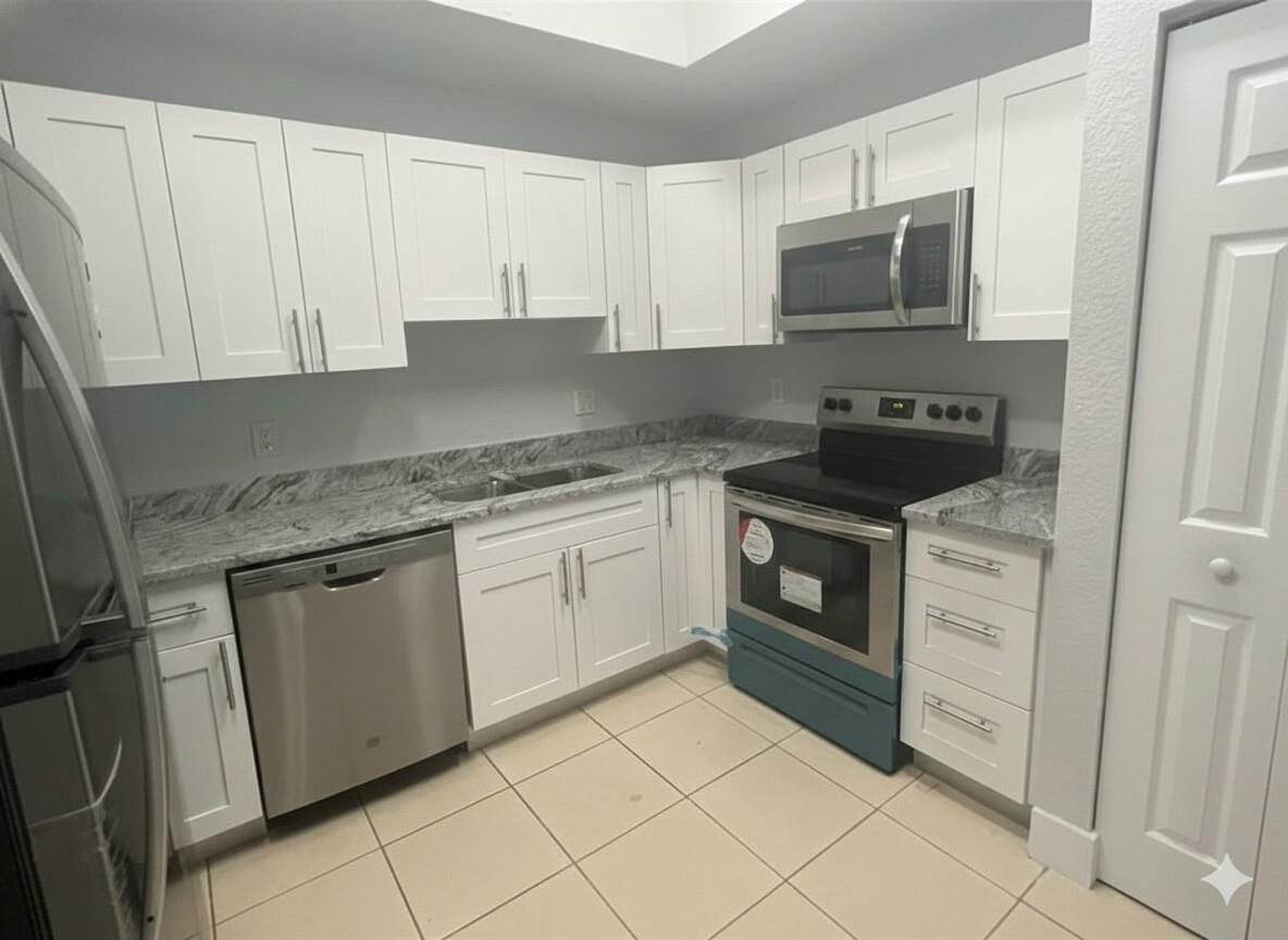 2801 Riverside Drive 204