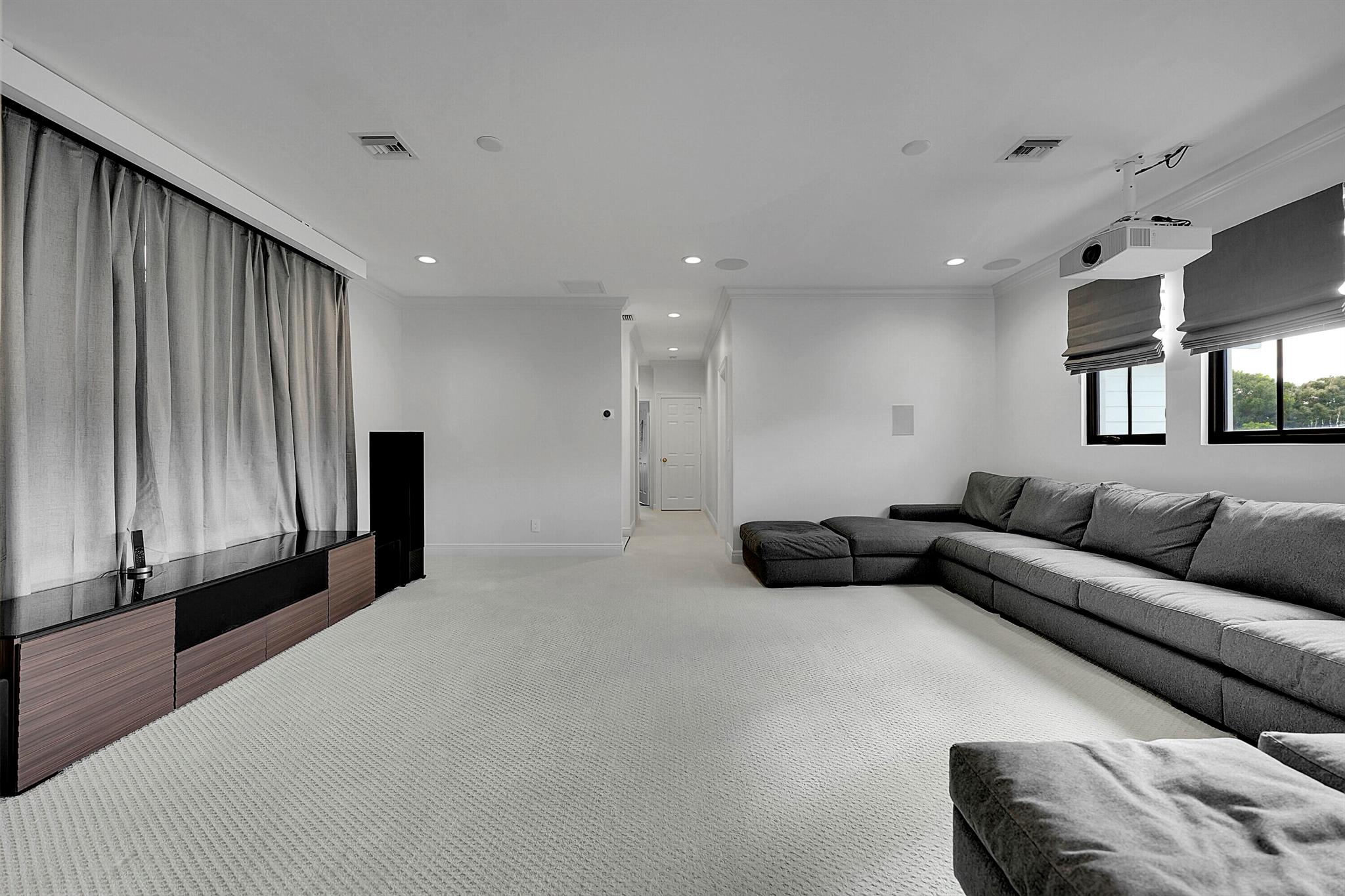 STEEPLECHASE - Residential