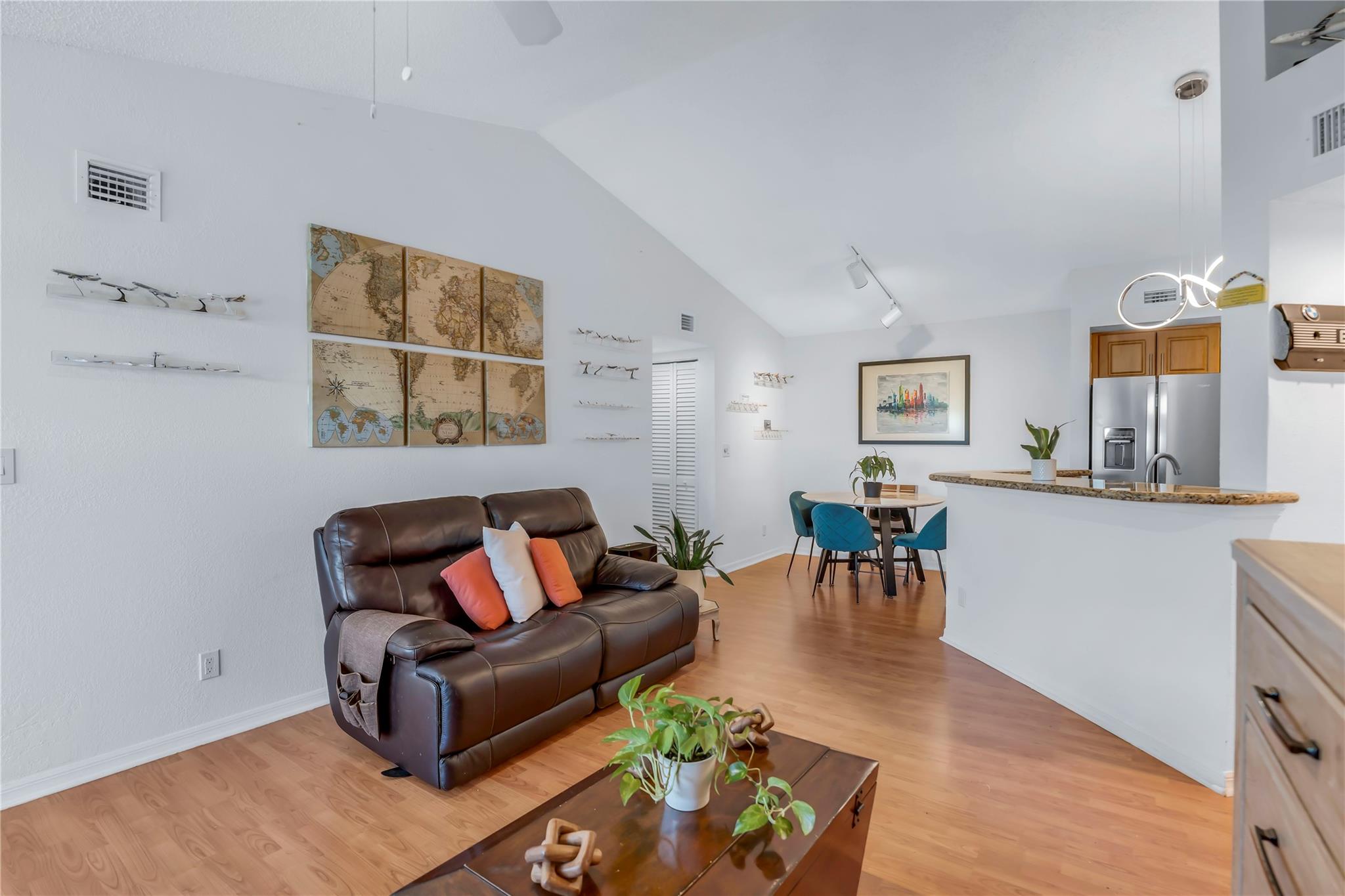 ISLES AT LAGO MAR - Residential