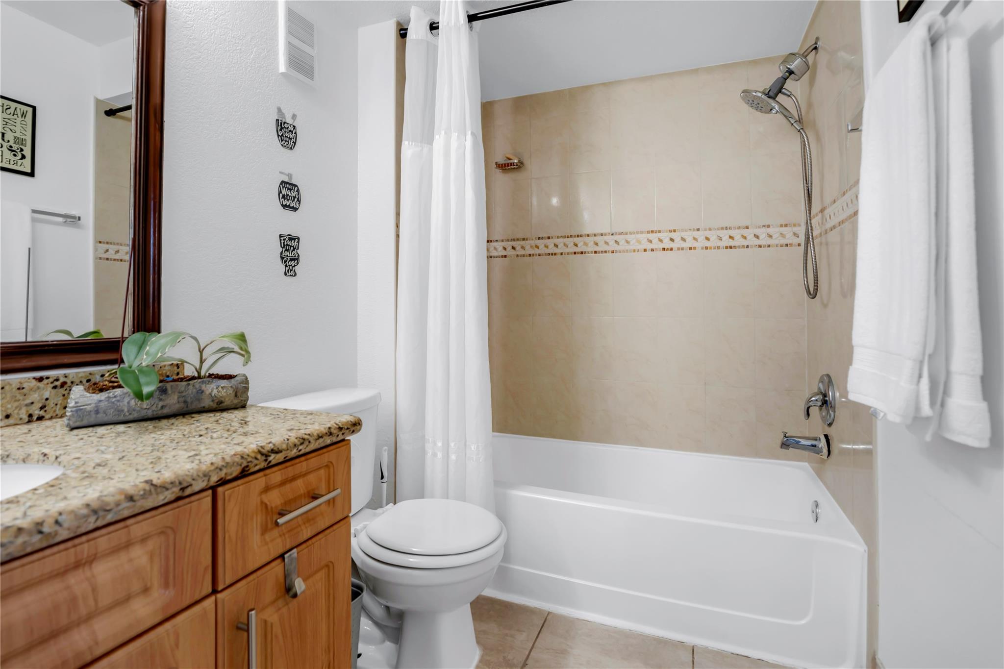 ISLES AT LAGO MAR - Residential