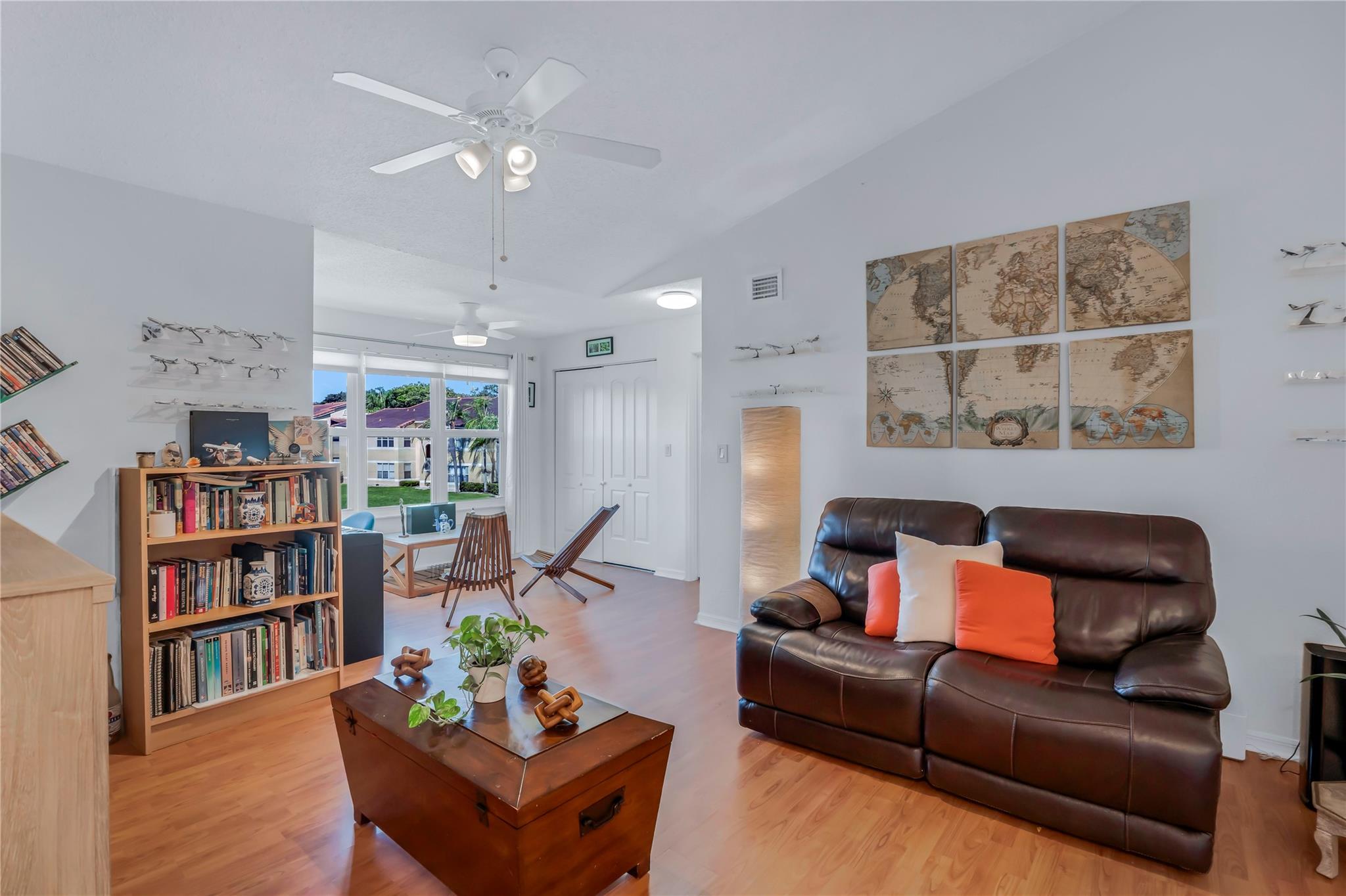 View photos, virtual tours, details... 731 Vista Isles Dr 1527