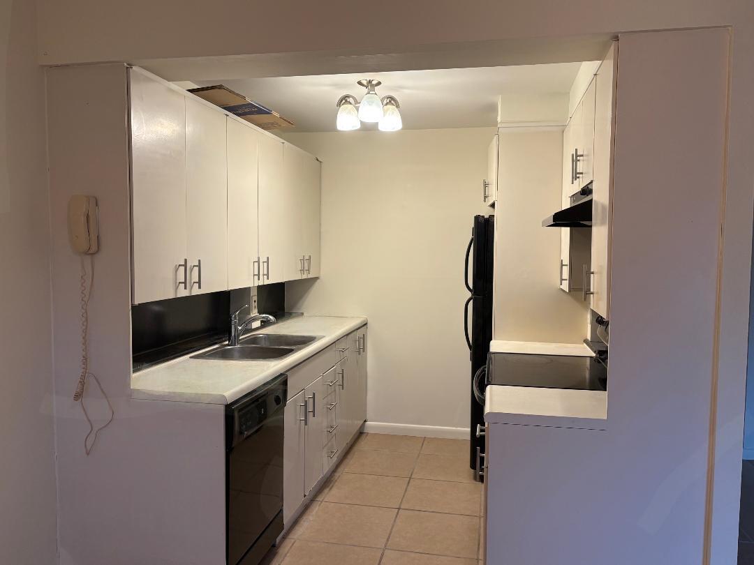NEWPORT G CONDO - Residential