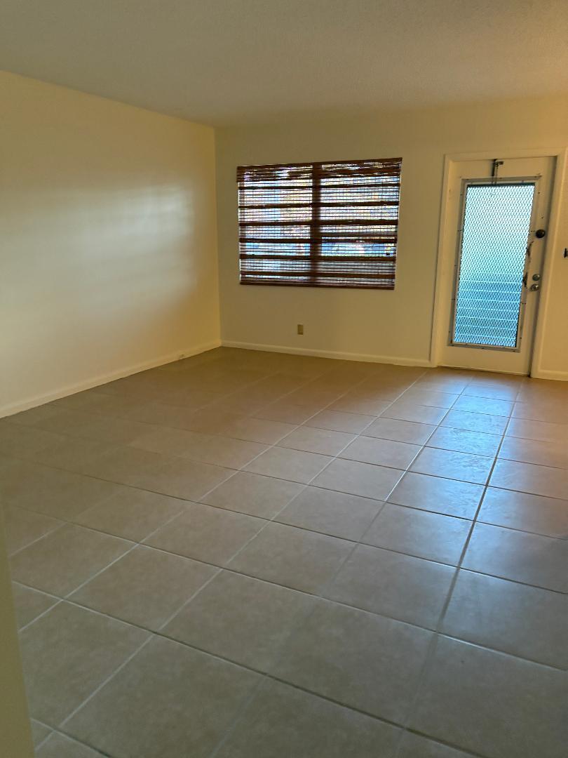 NEWPORT G CONDO - Residential