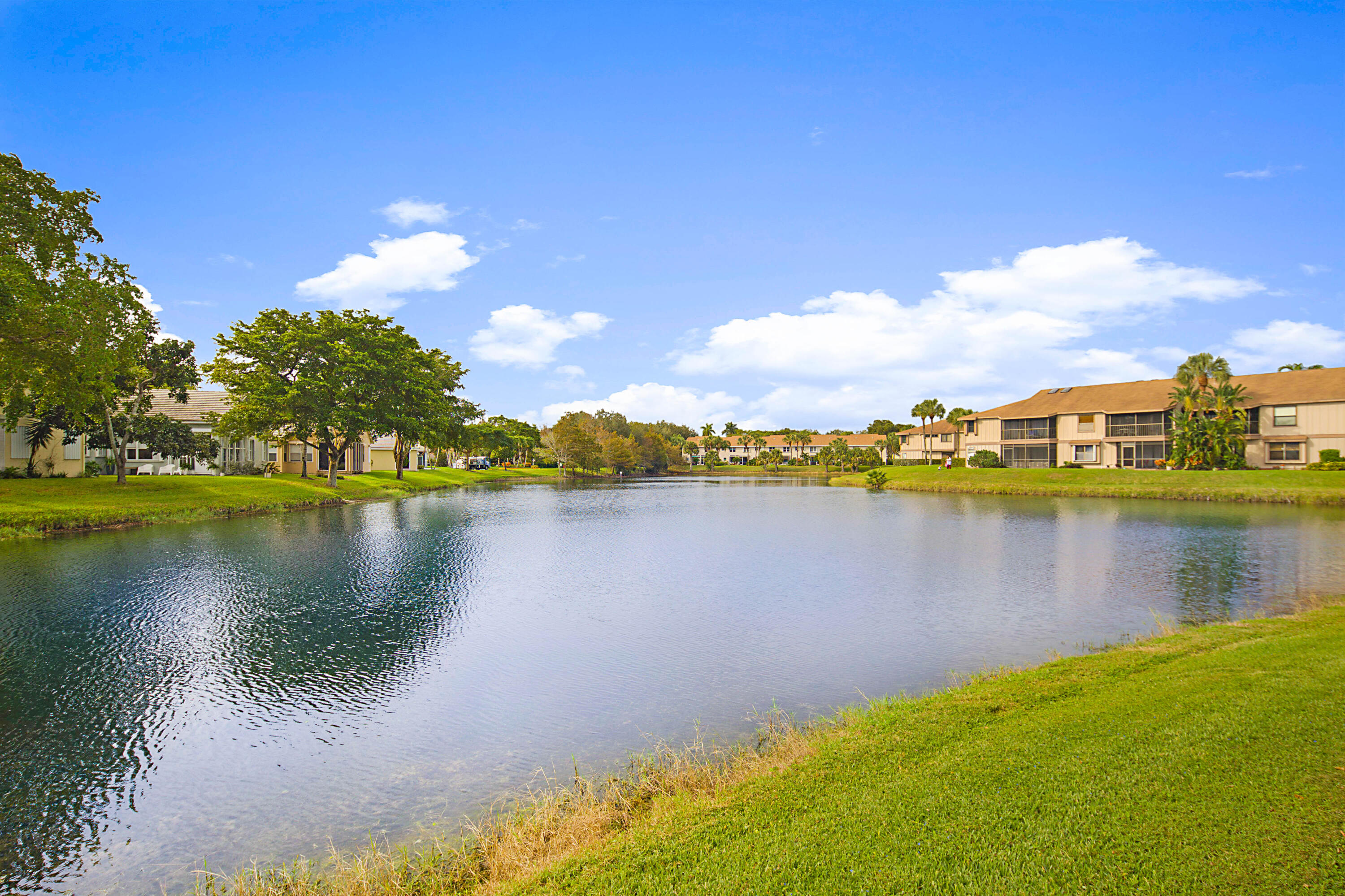 HARBOUR POINTE AT RIVER BRIDGE CONDO - Residential Lease