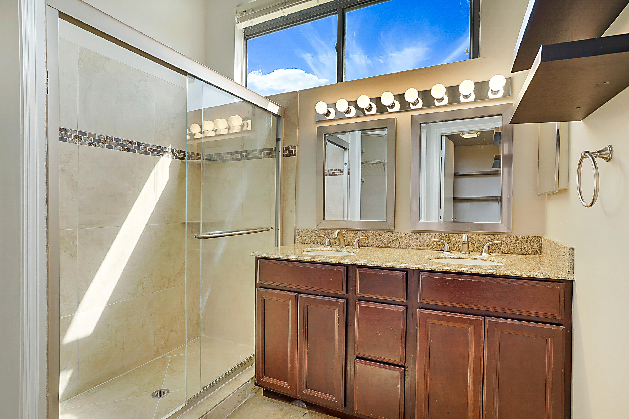 HARBOUR POINTE AT RIVER BRIDGE CONDO - Residential Lease