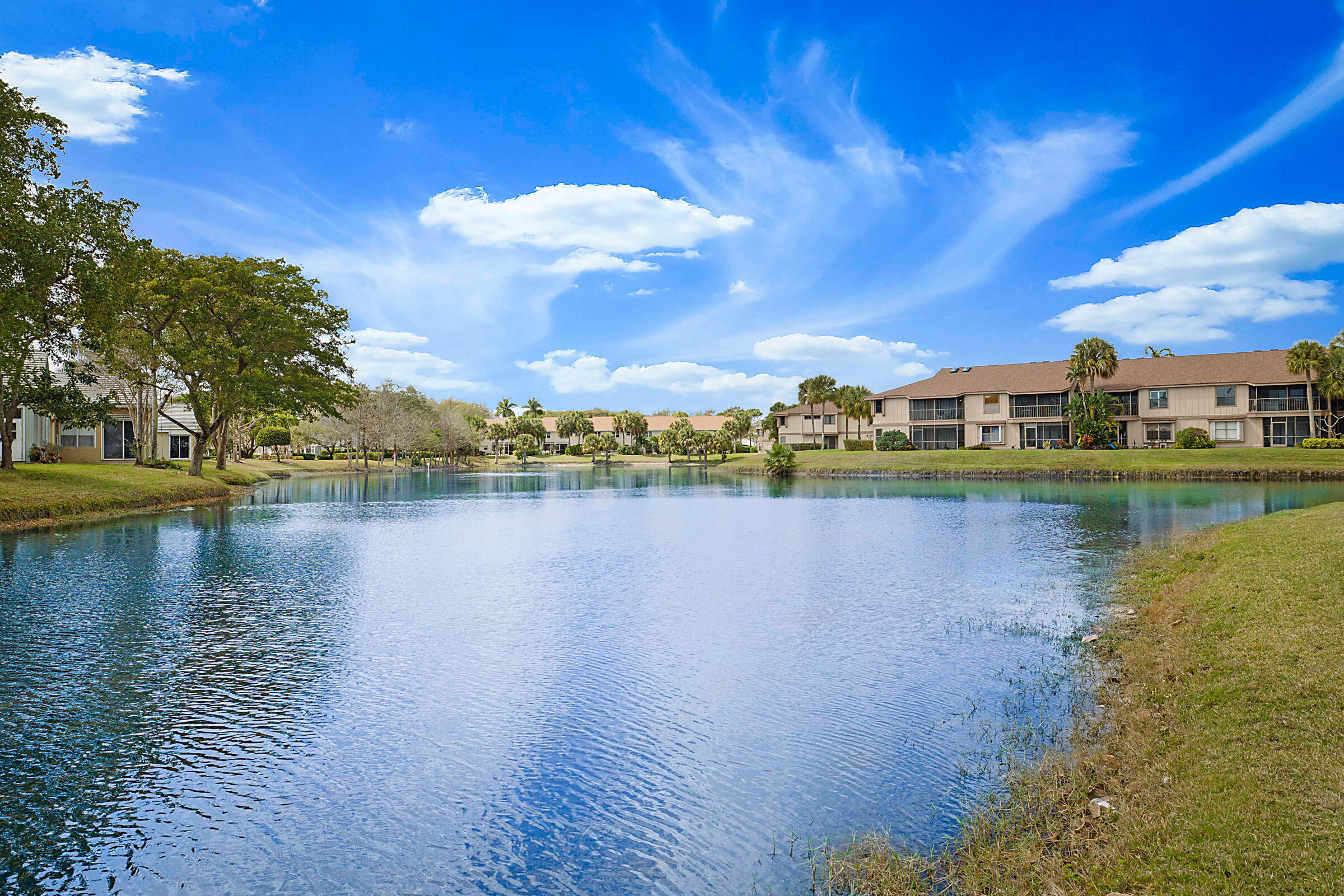 HARBOUR POINTE AT RIVER BRIDGE CONDO - Residential Lease