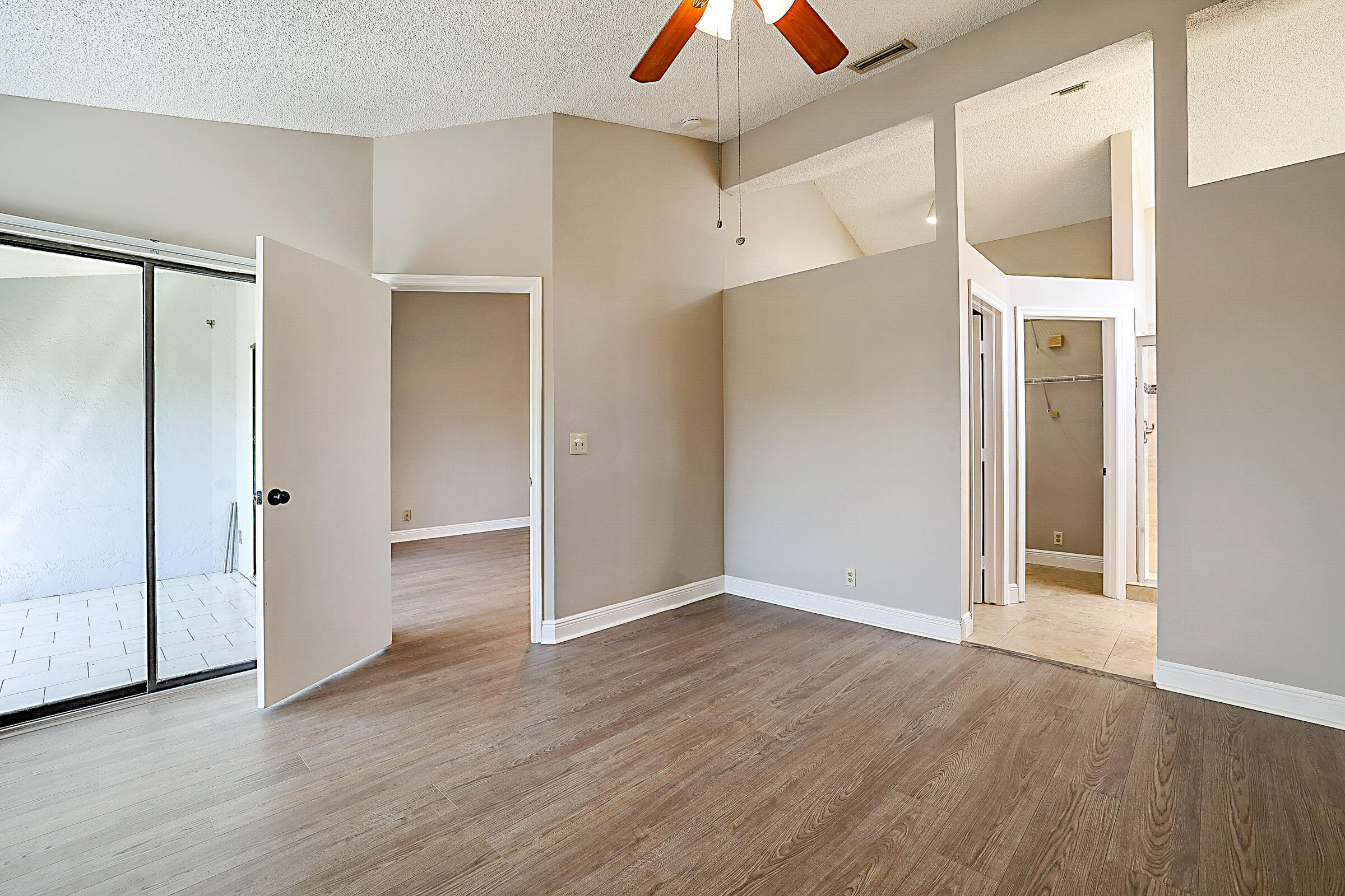 HARBOUR POINTE AT RIVER BRIDGE CONDO - Residential Lease