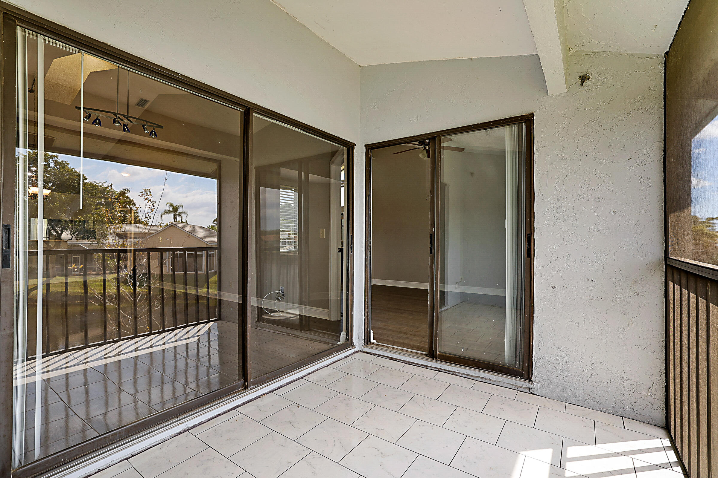 HARBOUR POINTE AT RIVER BRIDGE CONDO - Residential Lease