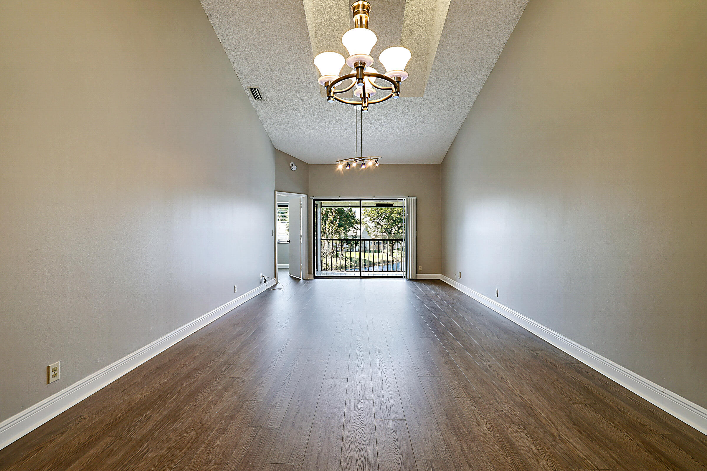 HARBOUR POINTE AT RIVER BRIDGE CONDO - Residential Lease