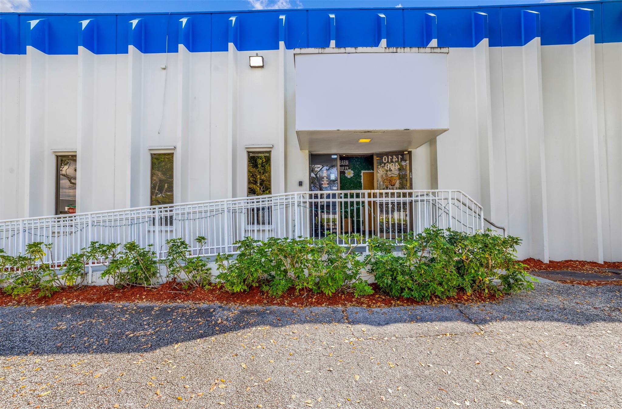 1410 SW