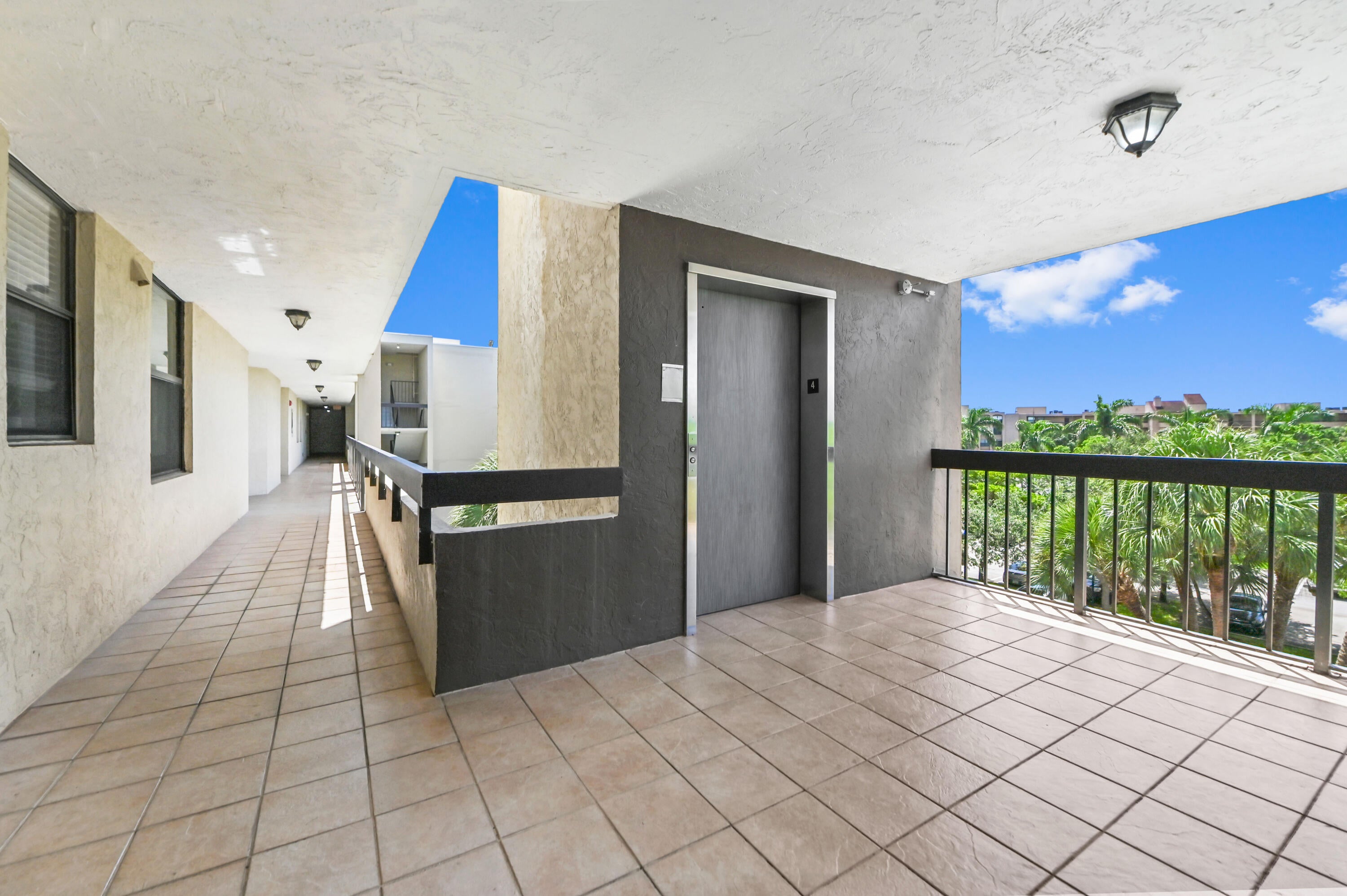 955 Egret Circle 408