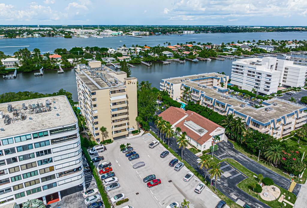 HORIZON WEST CONDO - Residential