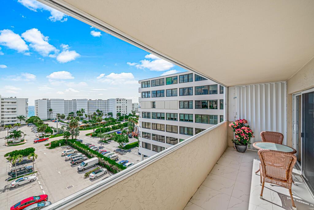 HORIZON WEST CONDO - Residential