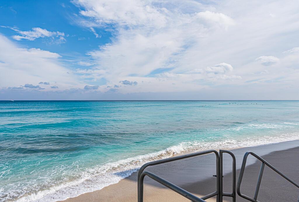 HORIZON WEST CONDO - Residential