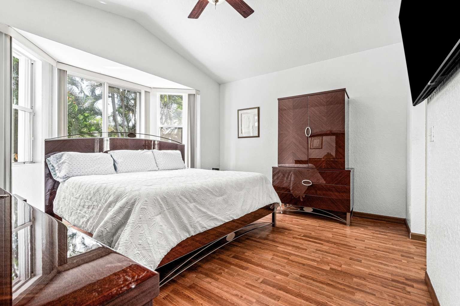 Oakland Lakes 111-7 B - Residential