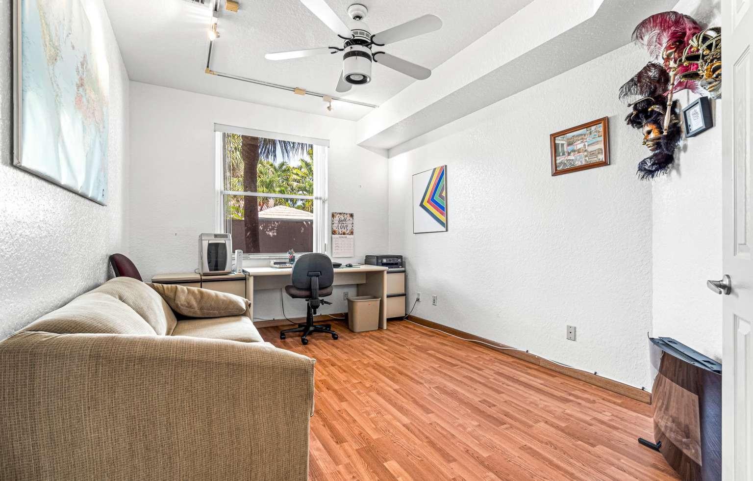 Oakland Lakes 111-7 B - Residential