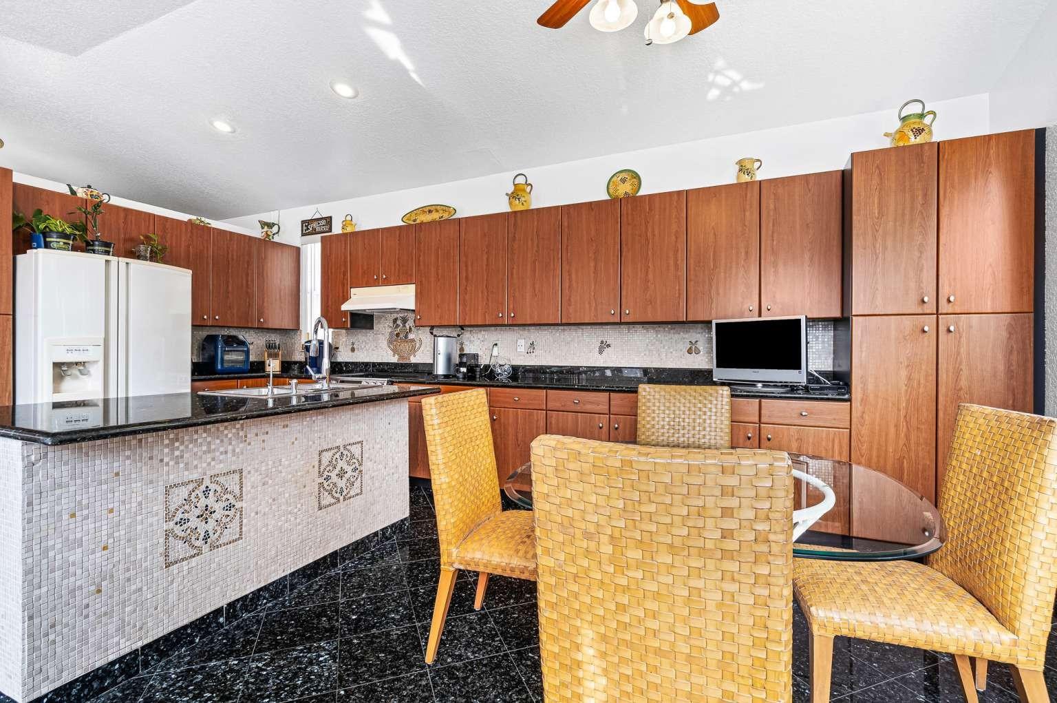 Oakland Lakes 111-7 B - Residential