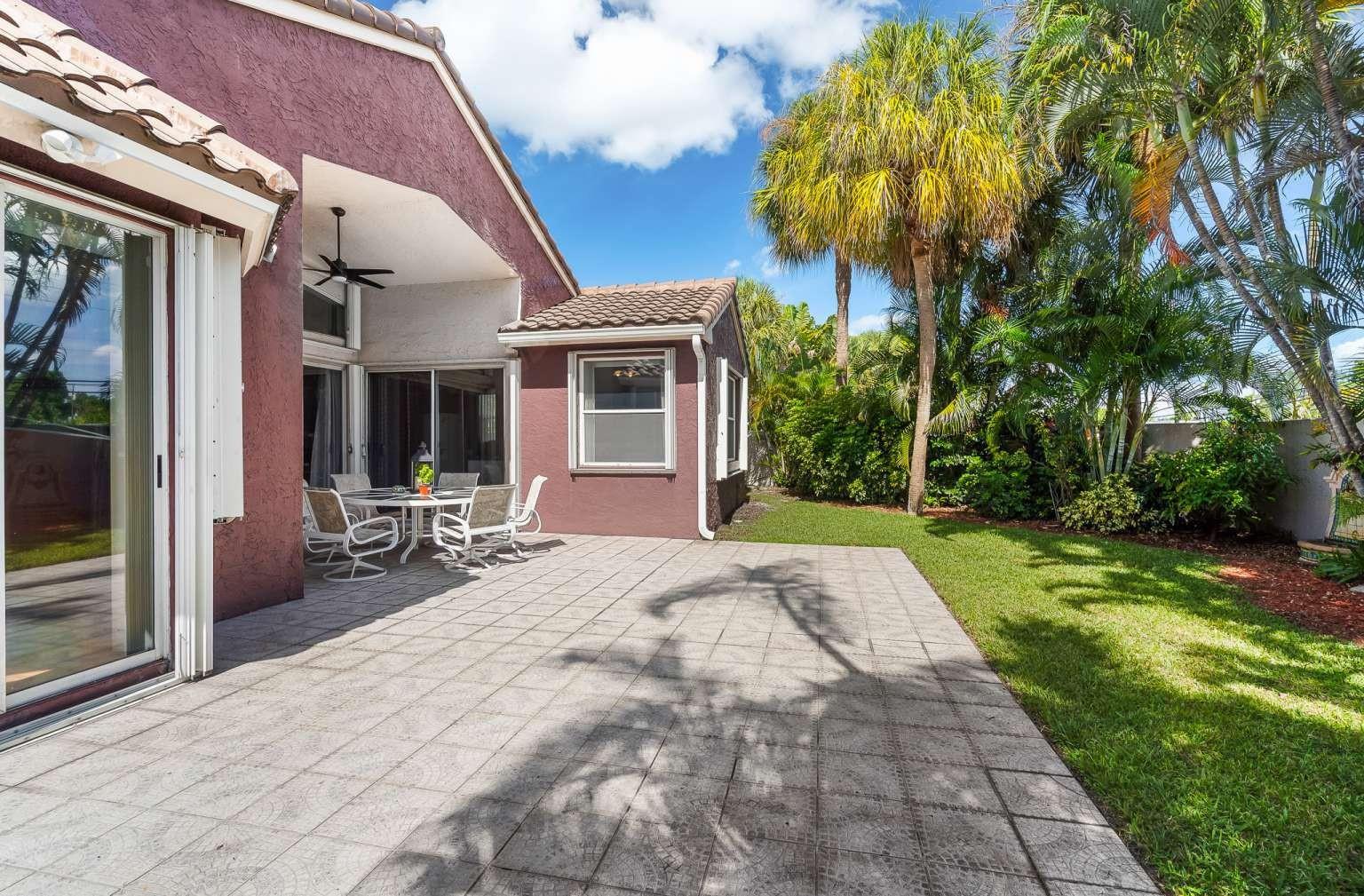 Oakland Lakes 111-7 B - Residential