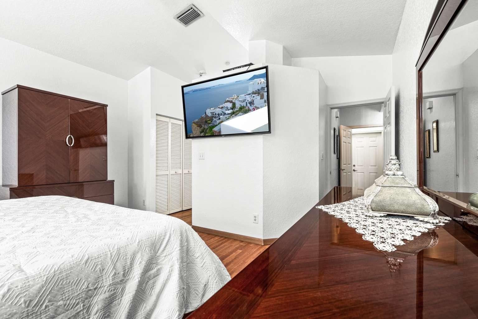 Oakland Lakes 111-7 B - Residential