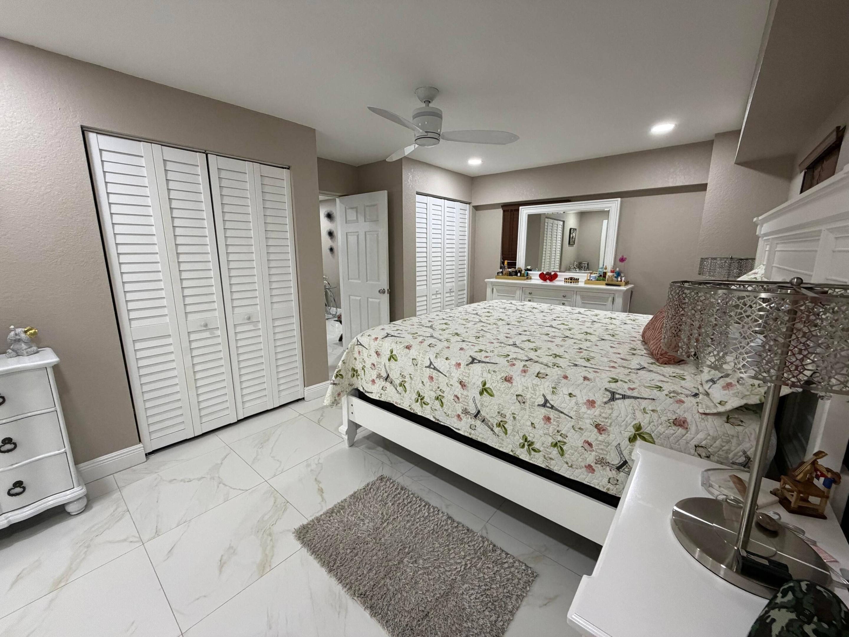 4307 CYPRESS Lane