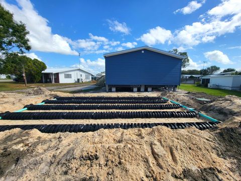 A home in Okeechobee