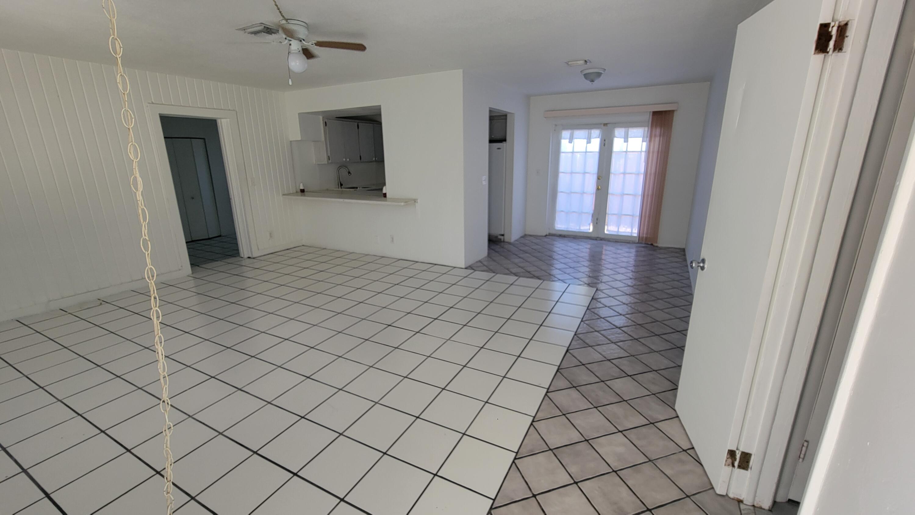 1927 Lincoln Street 7