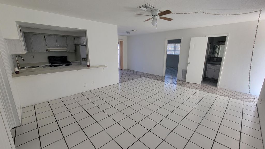Photo of 1927 Lincoln Street #7, Hollywood, FL 33020 (MLS # B26025672)