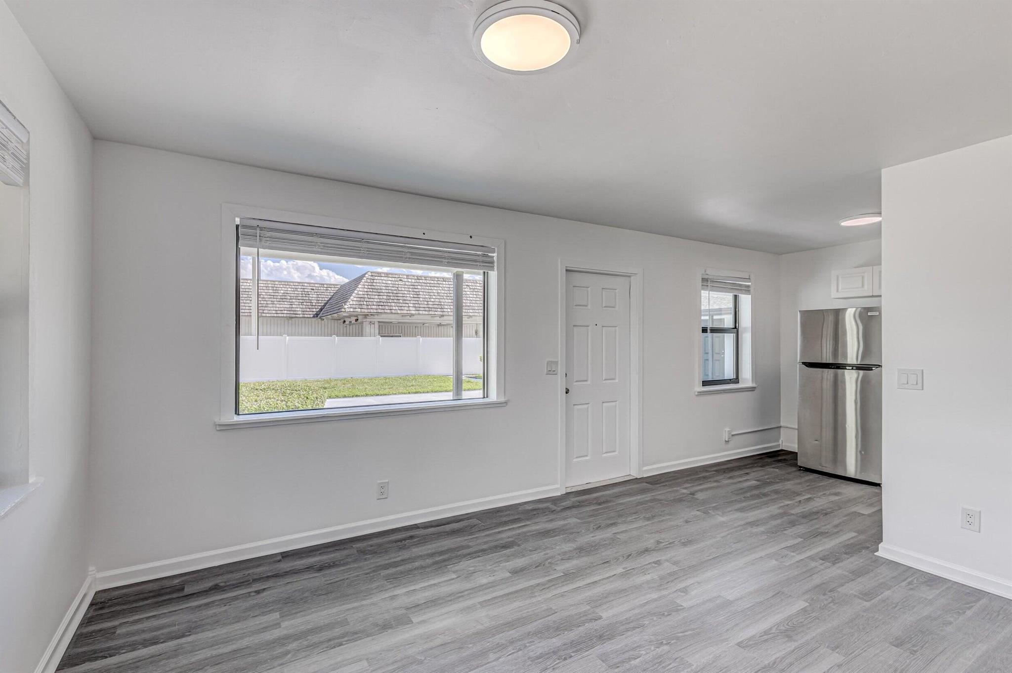 PALM BEACH SHORES - Residential Lease