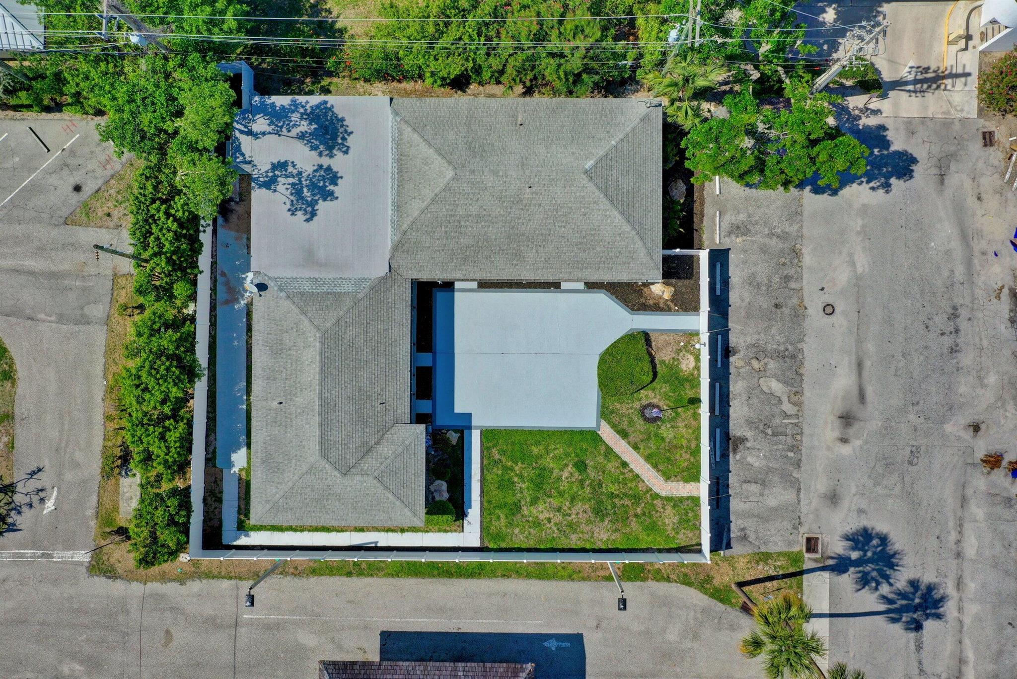 PALM BEACH SHORES - Residential Lease