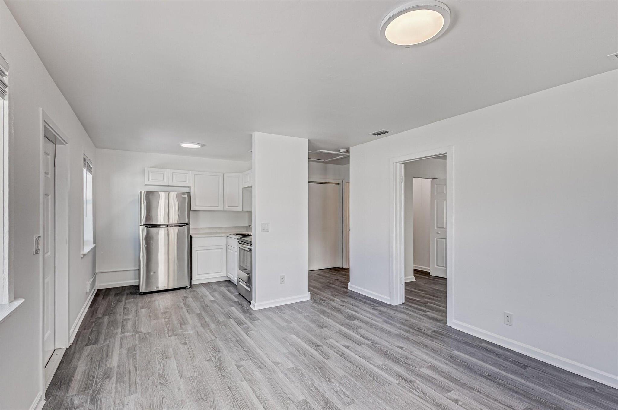 PALM BEACH SHORES - Residential Lease