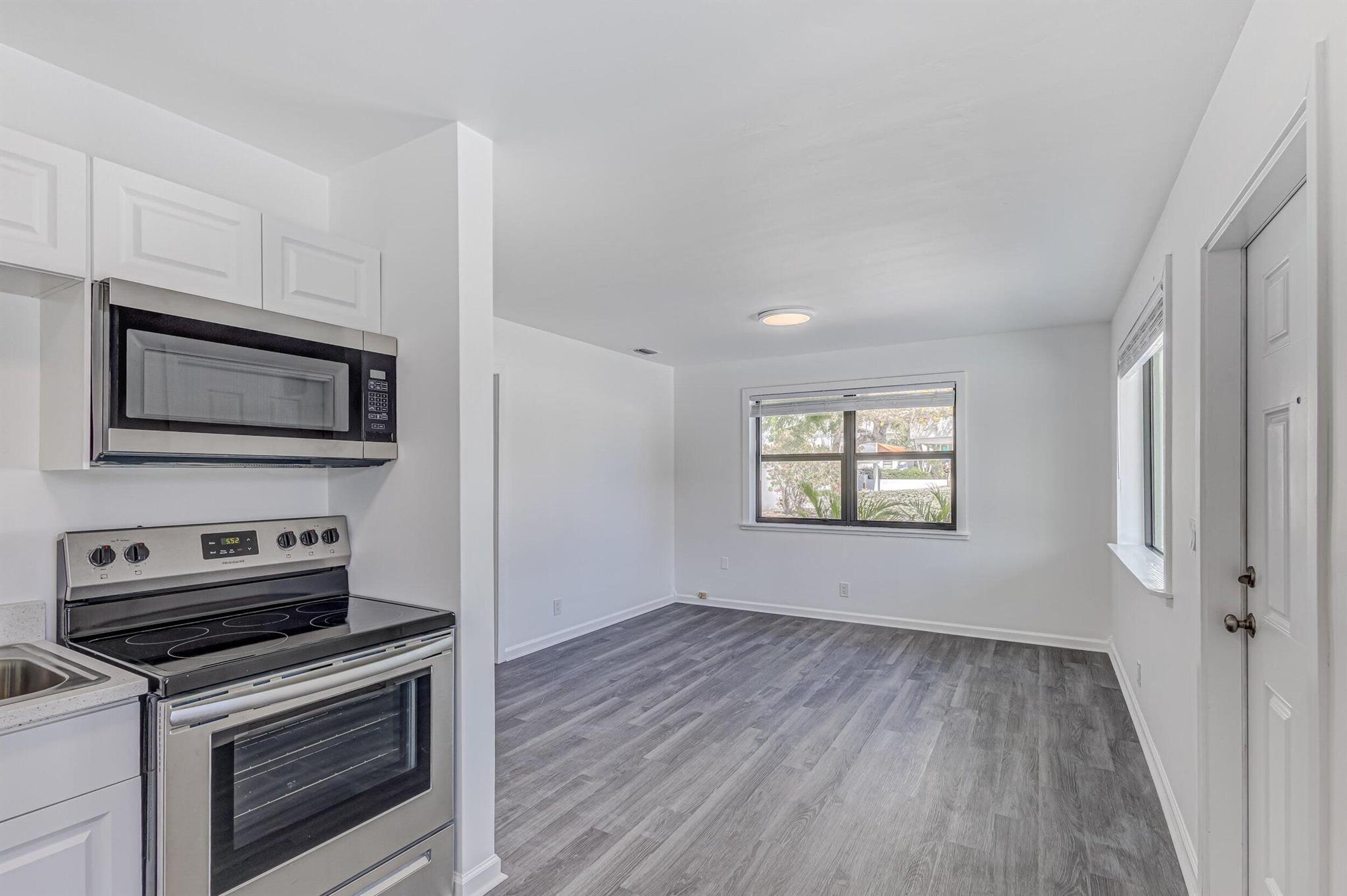 PALM BEACH SHORES - Residential Lease