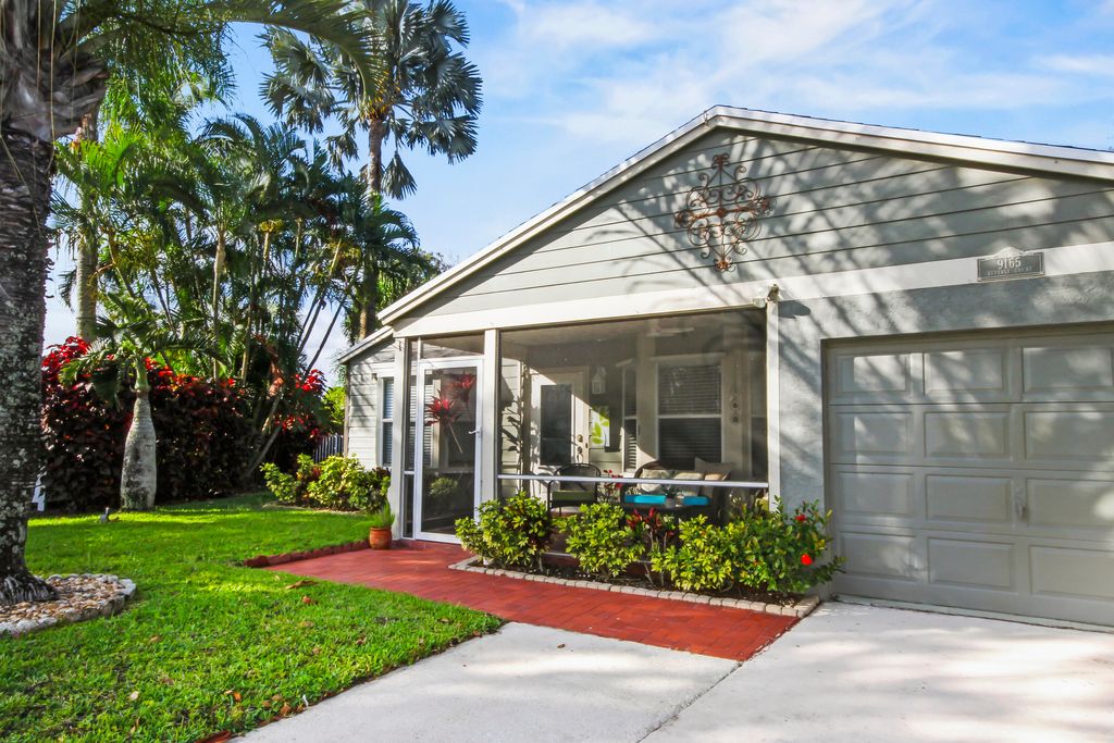 Photo of 9165 Beverly Court, Boynton Beach, FL 33472 (MLS # R11087404)