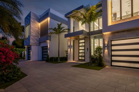 Tiny photo for 749 Bamboo Drive, Boca Raton, FL 33432 (MLS # B26008903)