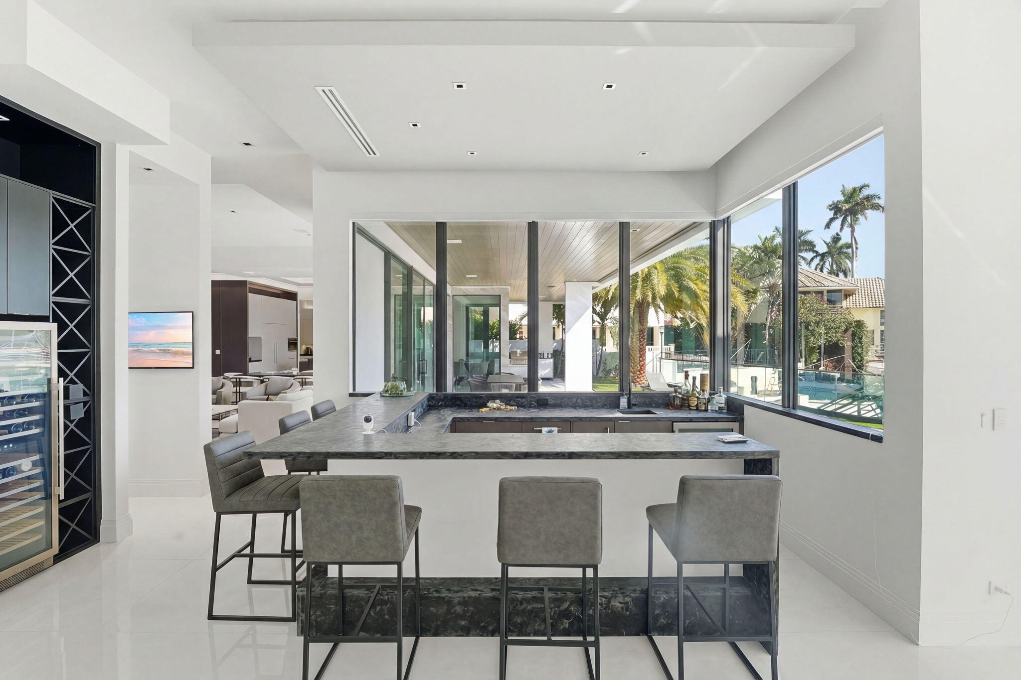 SUN AND SURF CLUB COMMUNITY - Residential