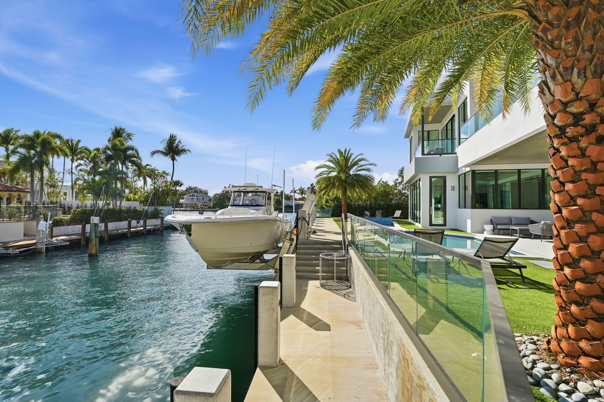 SUN AND SURF CLUB COMMUNITY - Residential