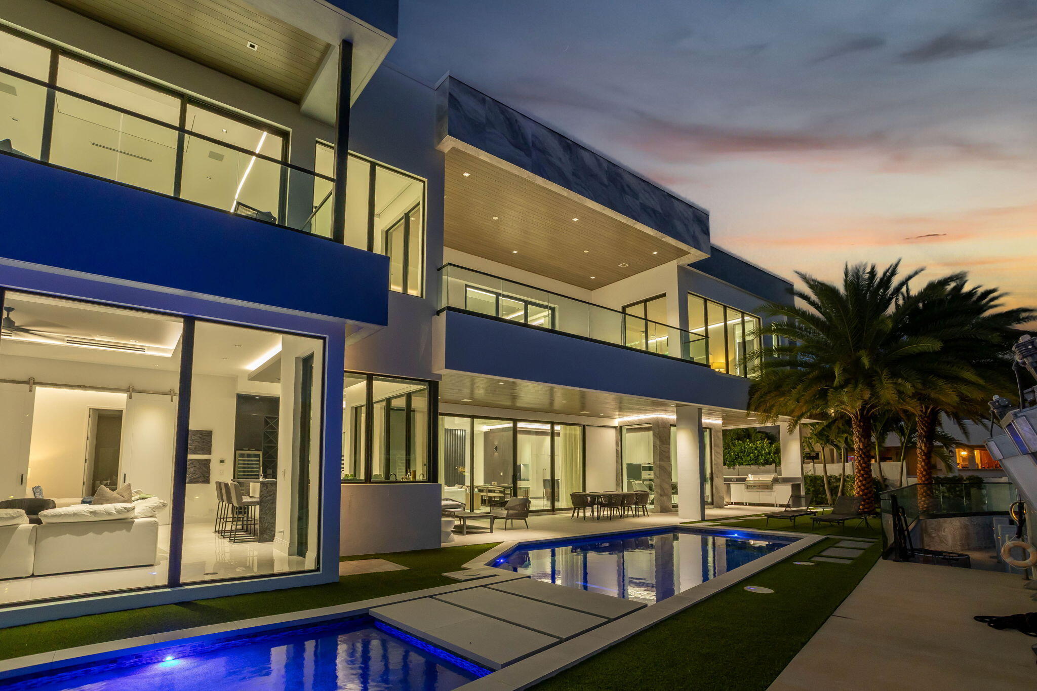 SUN AND SURF CLUB COMMUNITY - Residential