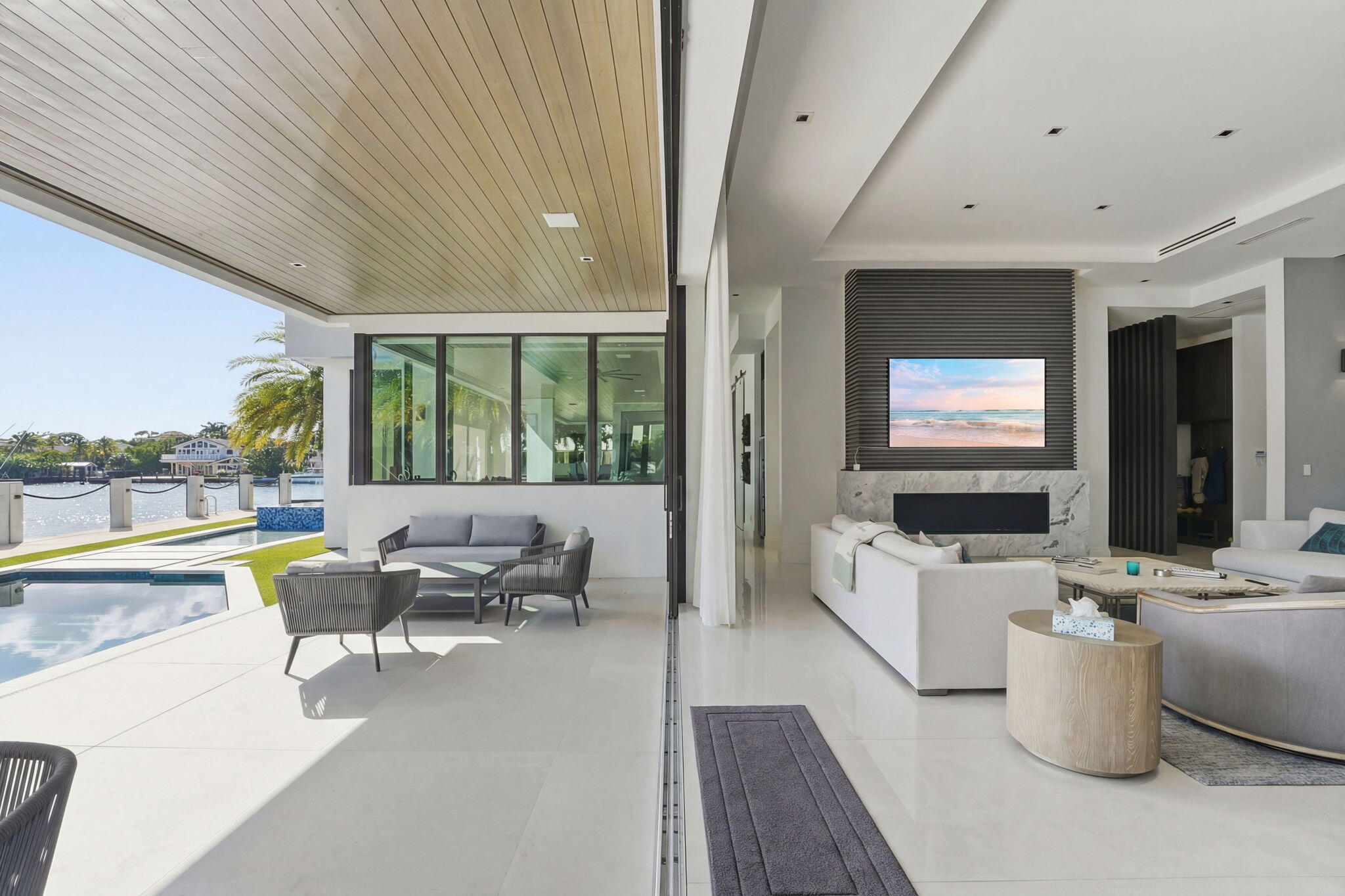 SUN AND SURF CLUB COMMUNITY - Residential