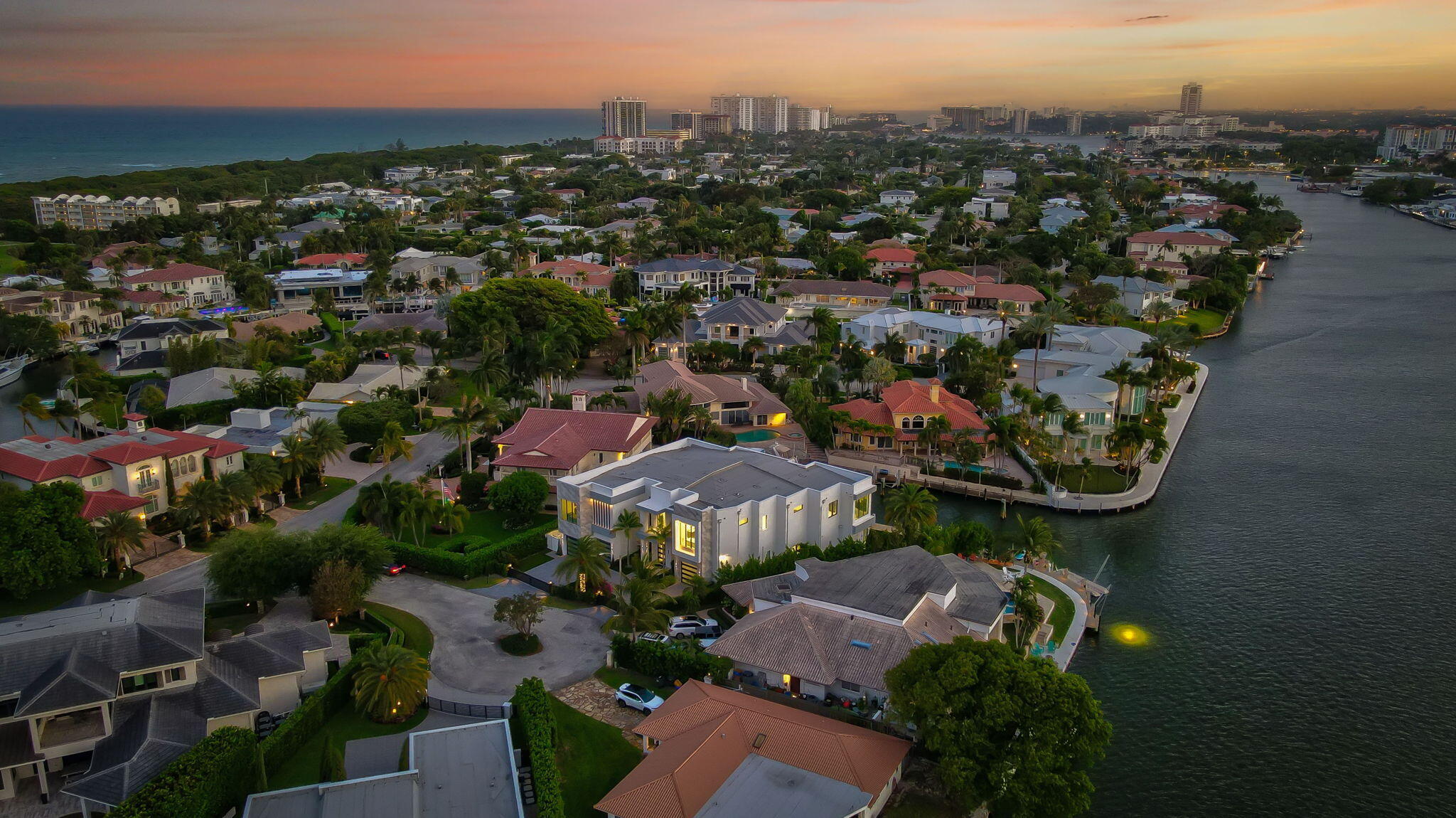 SUN AND SURF CLUB COMMUNITY - Residential