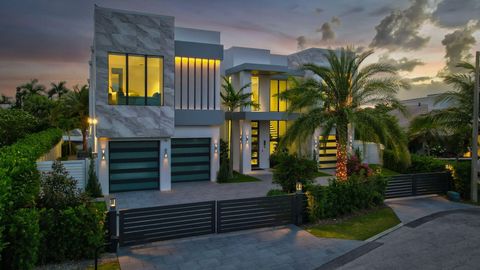Tiny photo for 749 Bamboo Drive, Boca Raton, FL 33432 (MLS # B26008903)